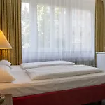 Aparthotel Vega
