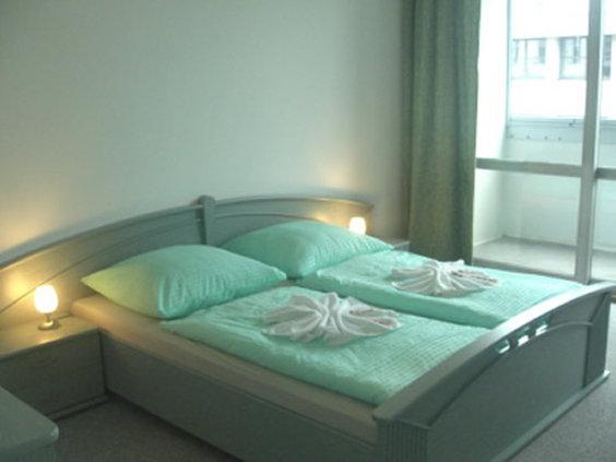 Aparthotel Vega 3*